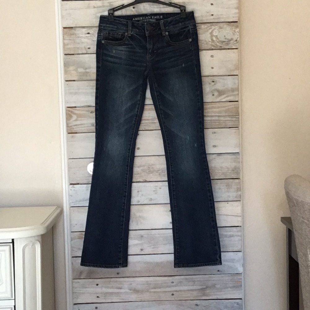 America eagle woman’s size 2